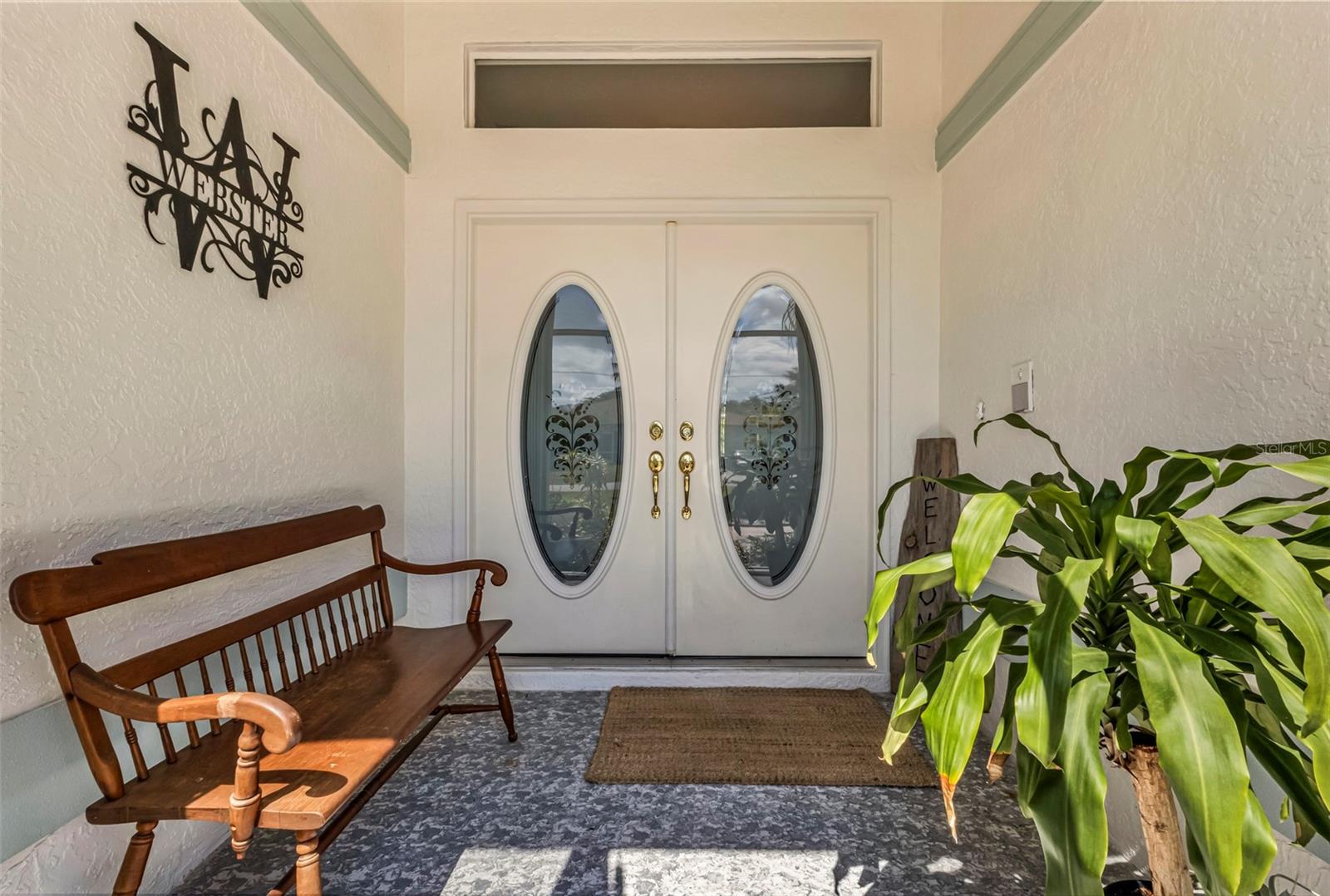 303 PARAMARIBO ST