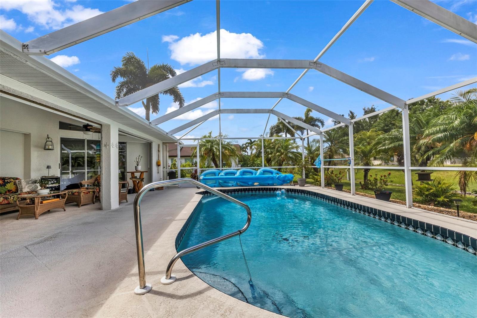 303 PARAMARIBO ST