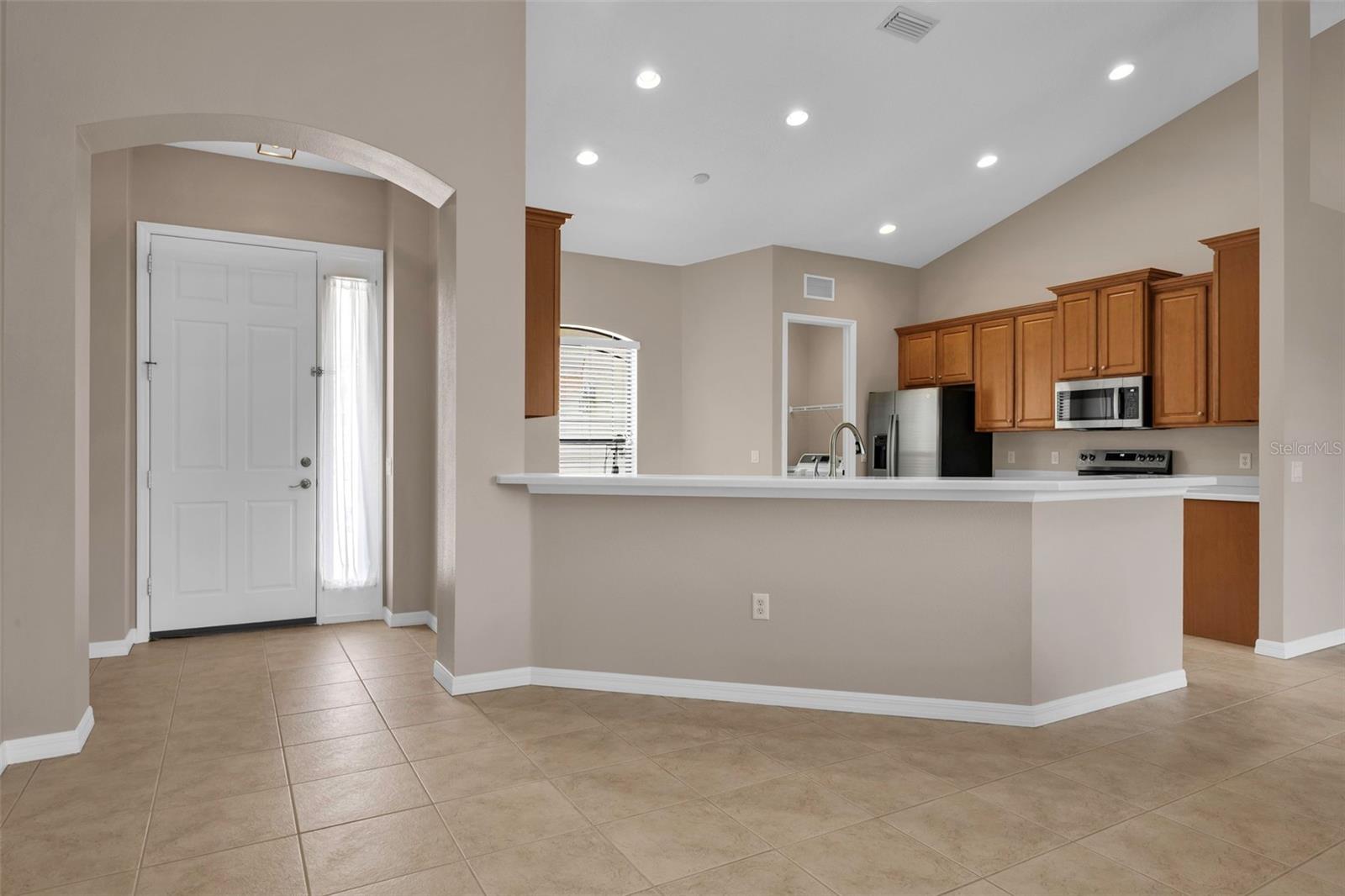 24425 LAKEVIEW PL