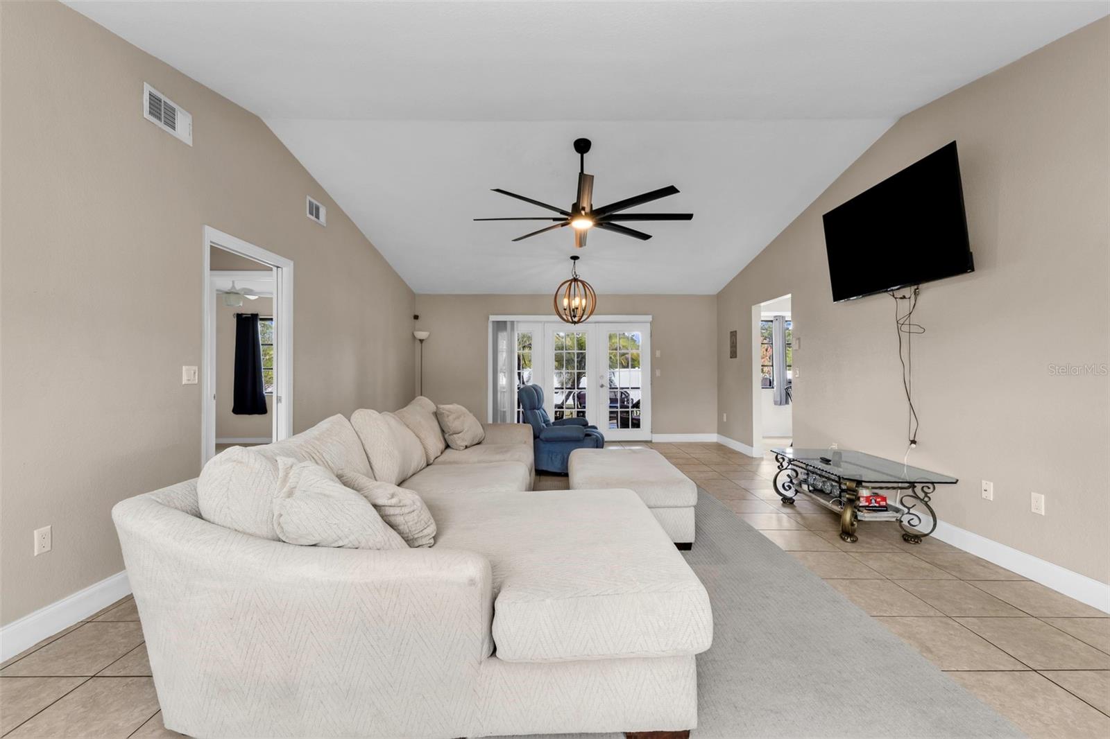 19519 MIDWAY BLVD