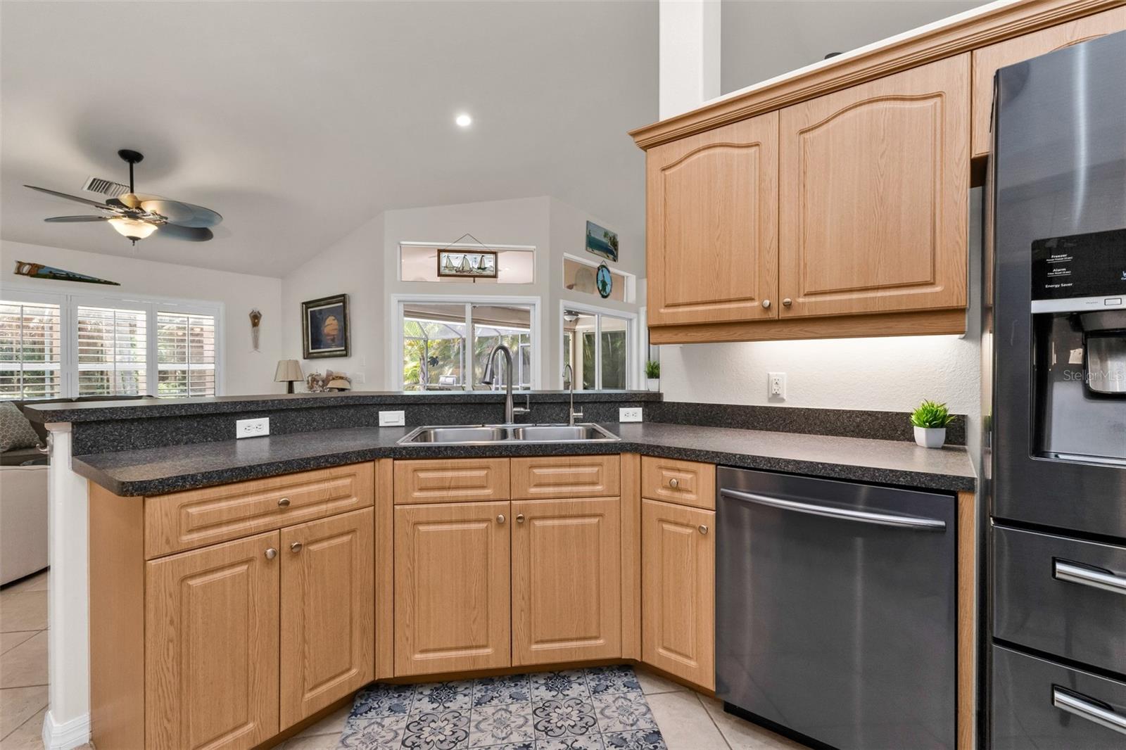 131 SUNDIET ST
