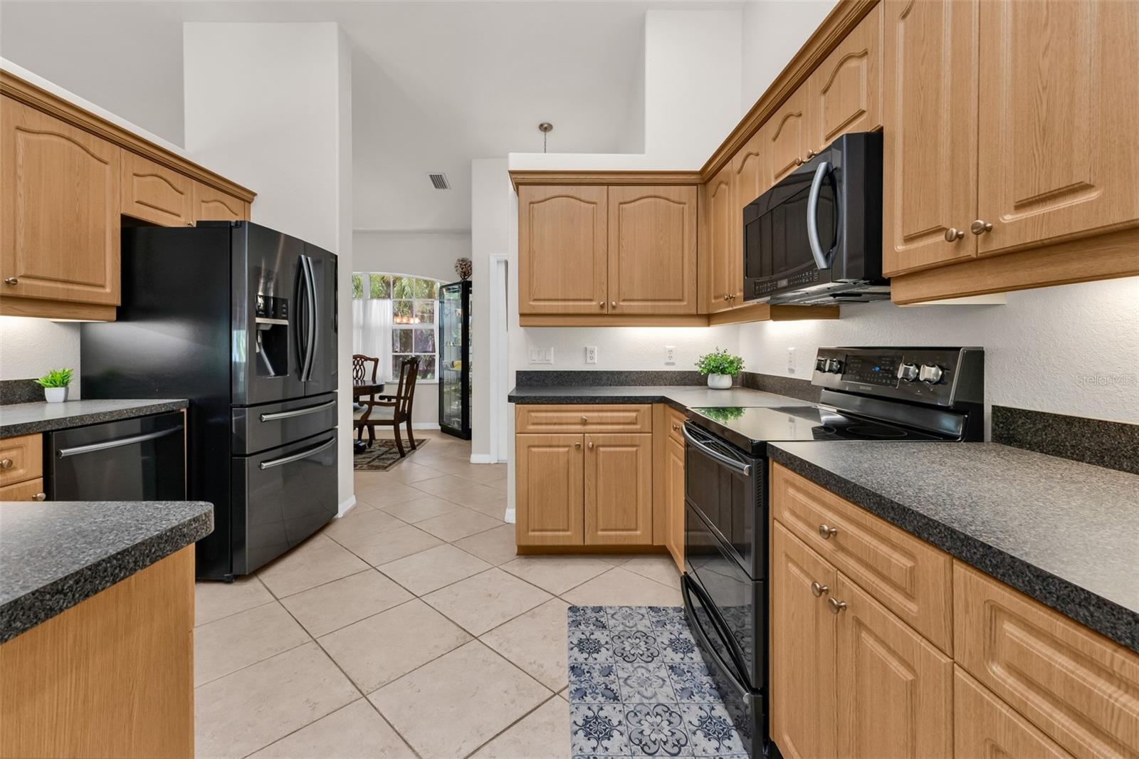 131 SUNDIET ST