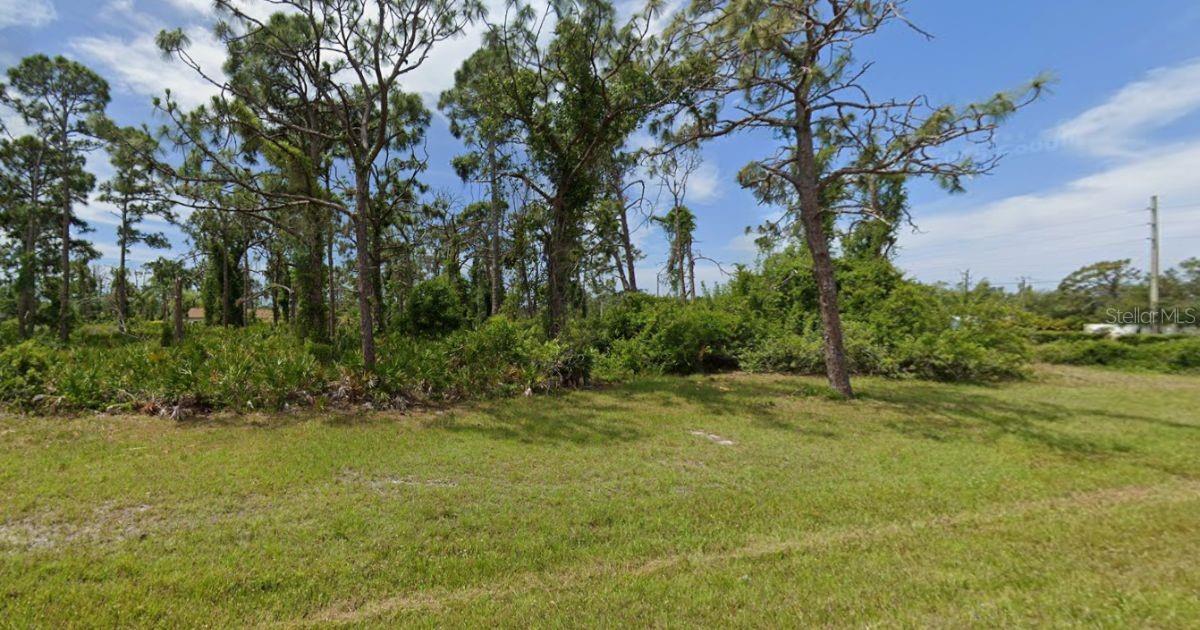 103 GLADES DR