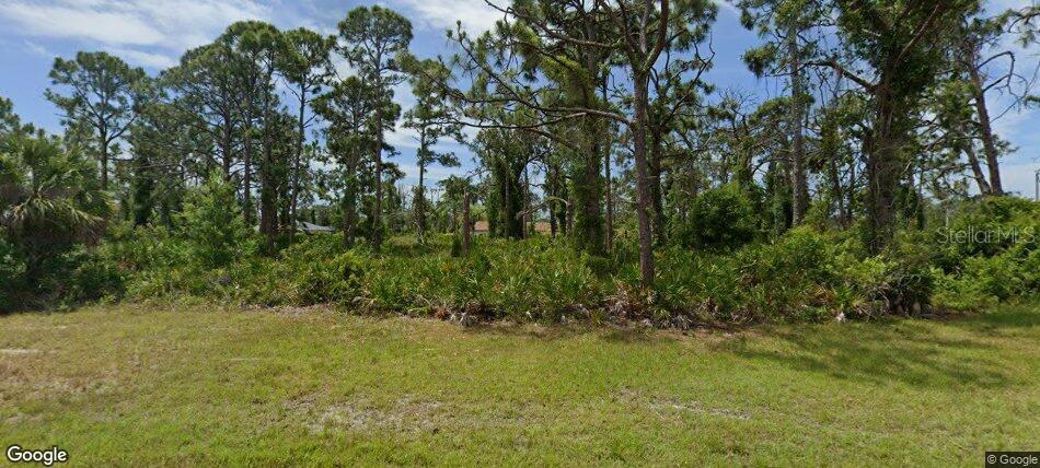 103 GLADES DR
