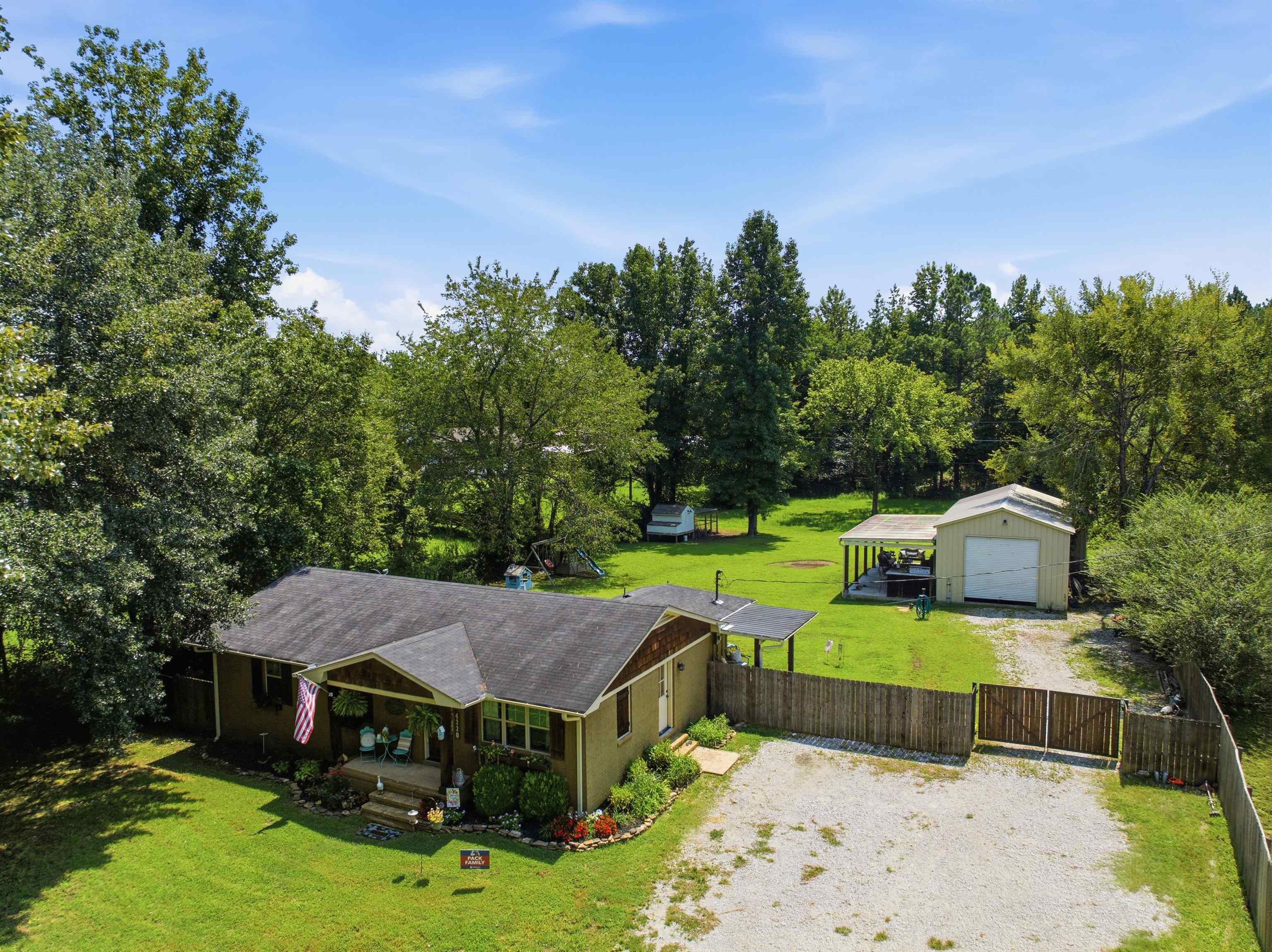 4220 COWAN RD