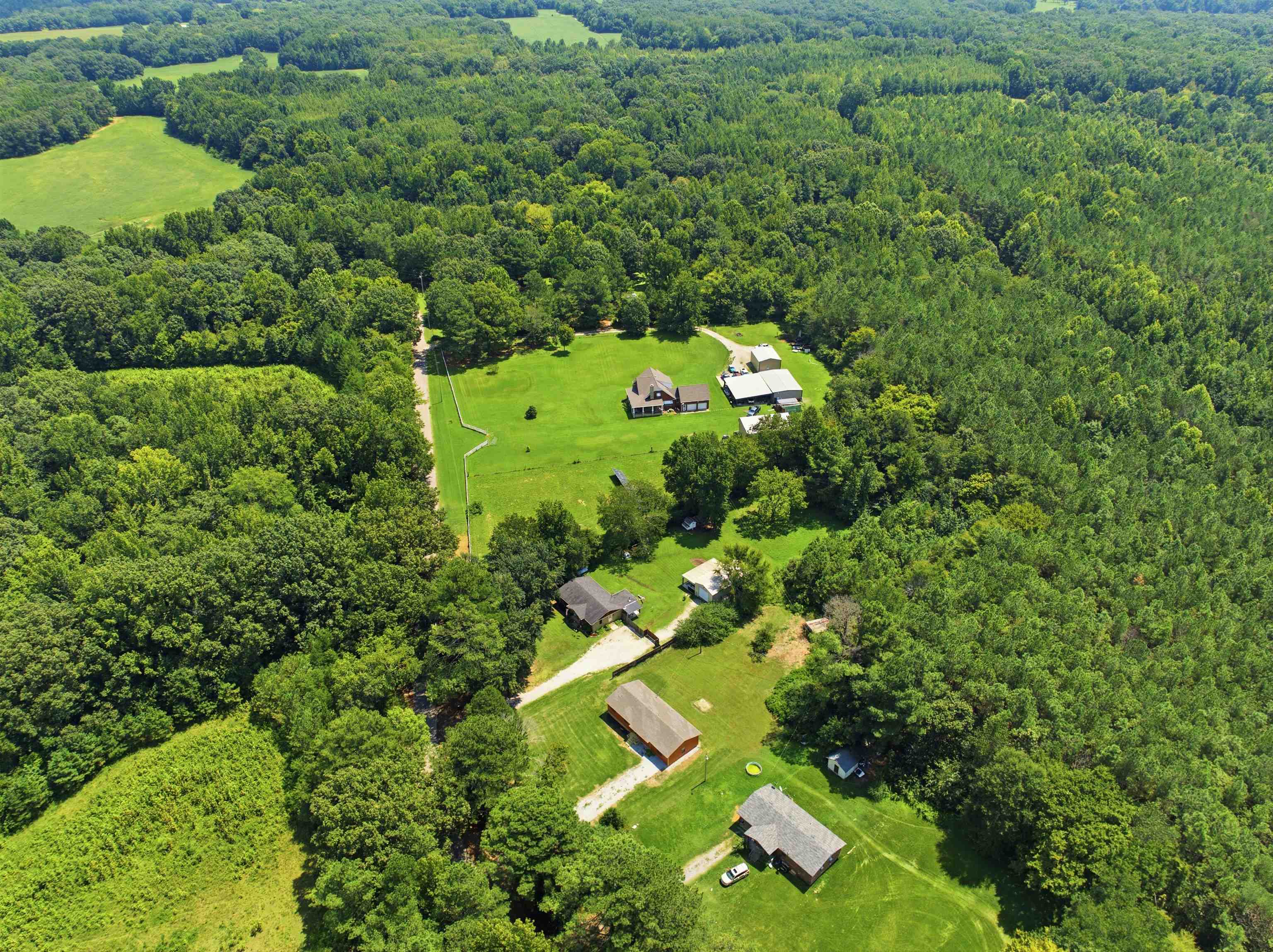 4220 COWAN RD