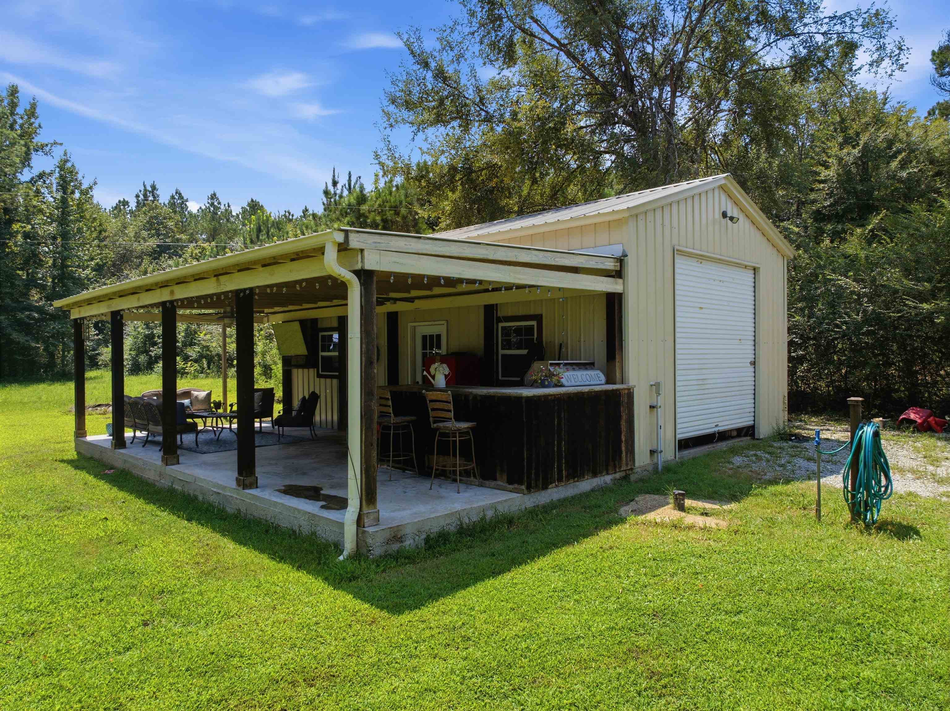 4220 COWAN RD