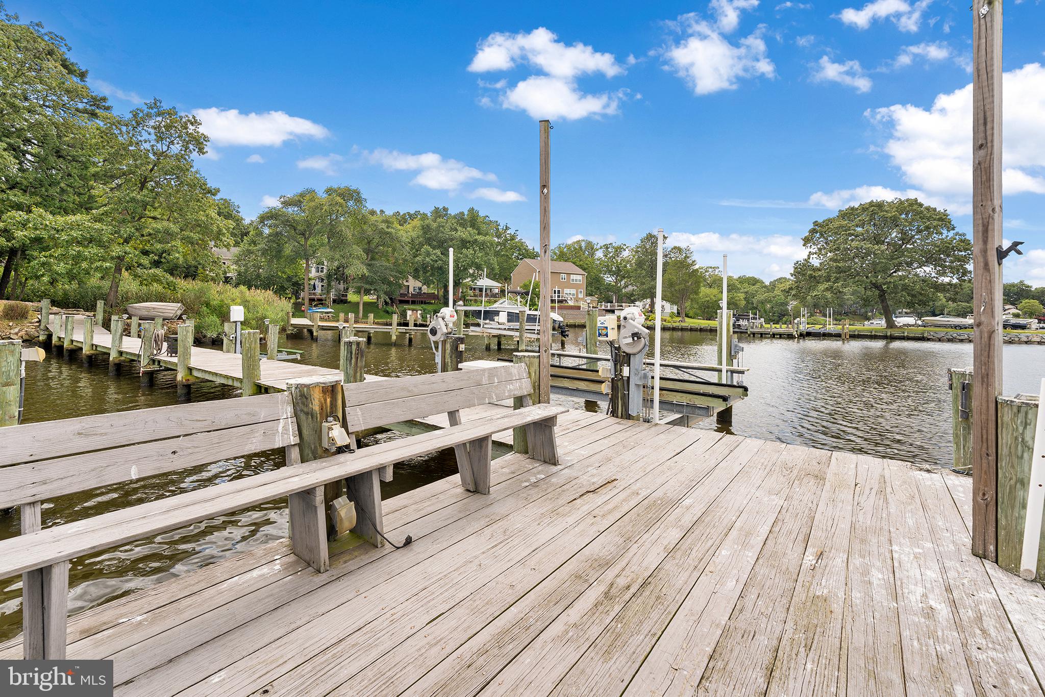 1572 Annapolis Dr