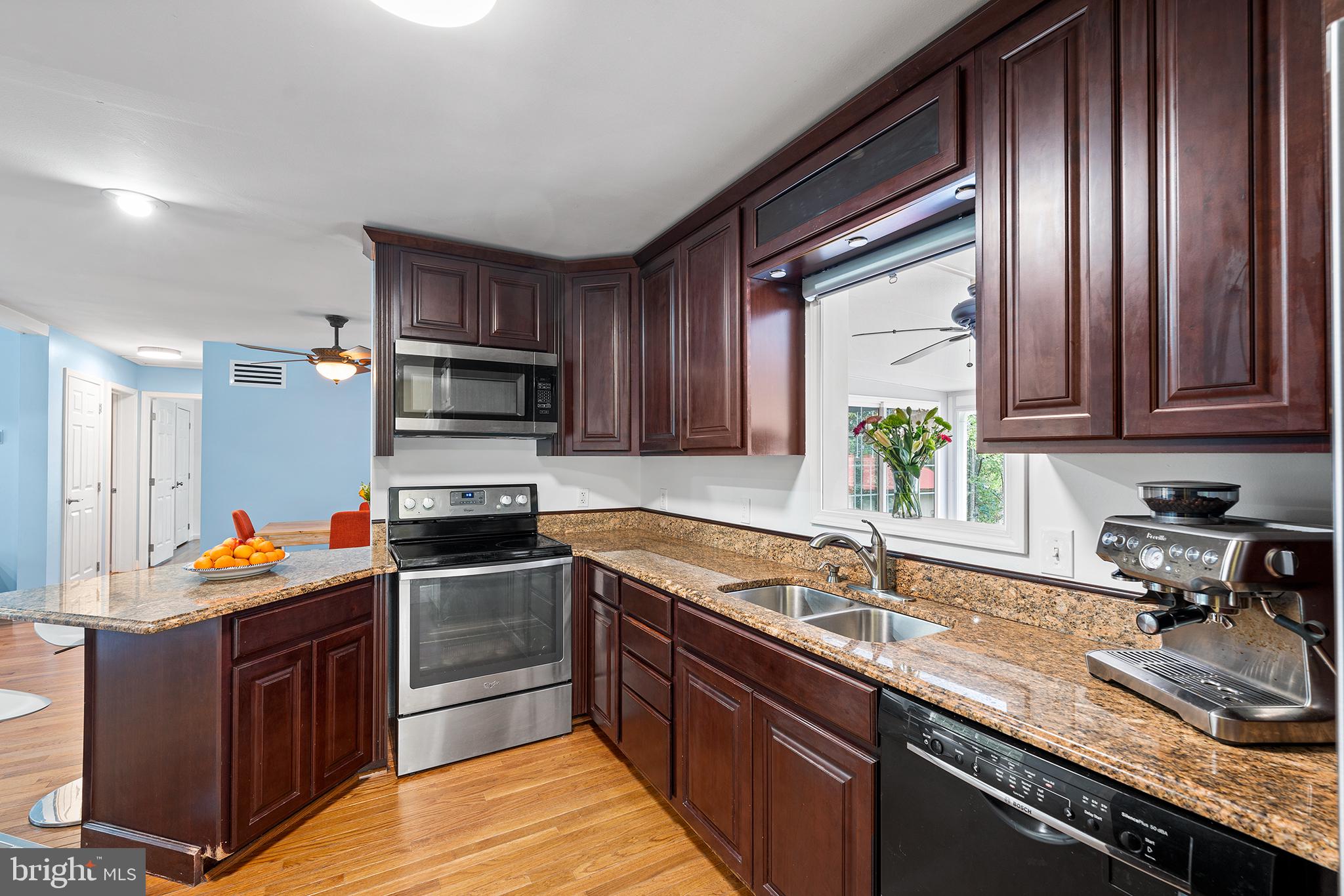 1572 Annapolis Dr