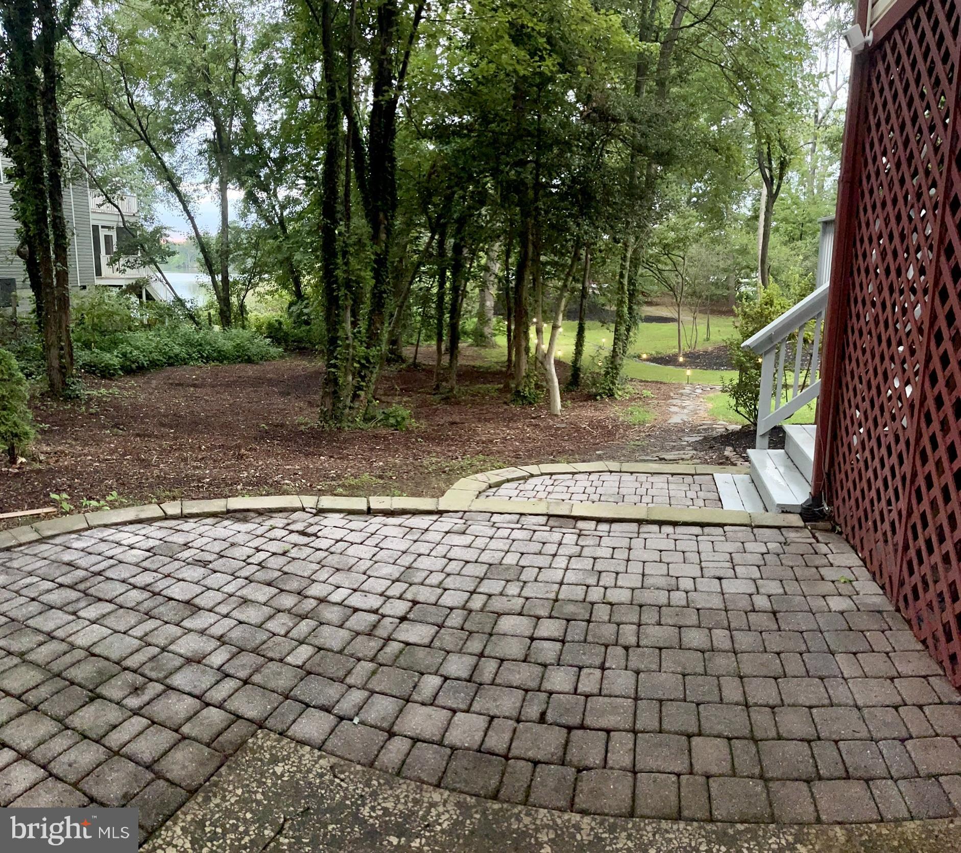 1572 Annapolis Dr
