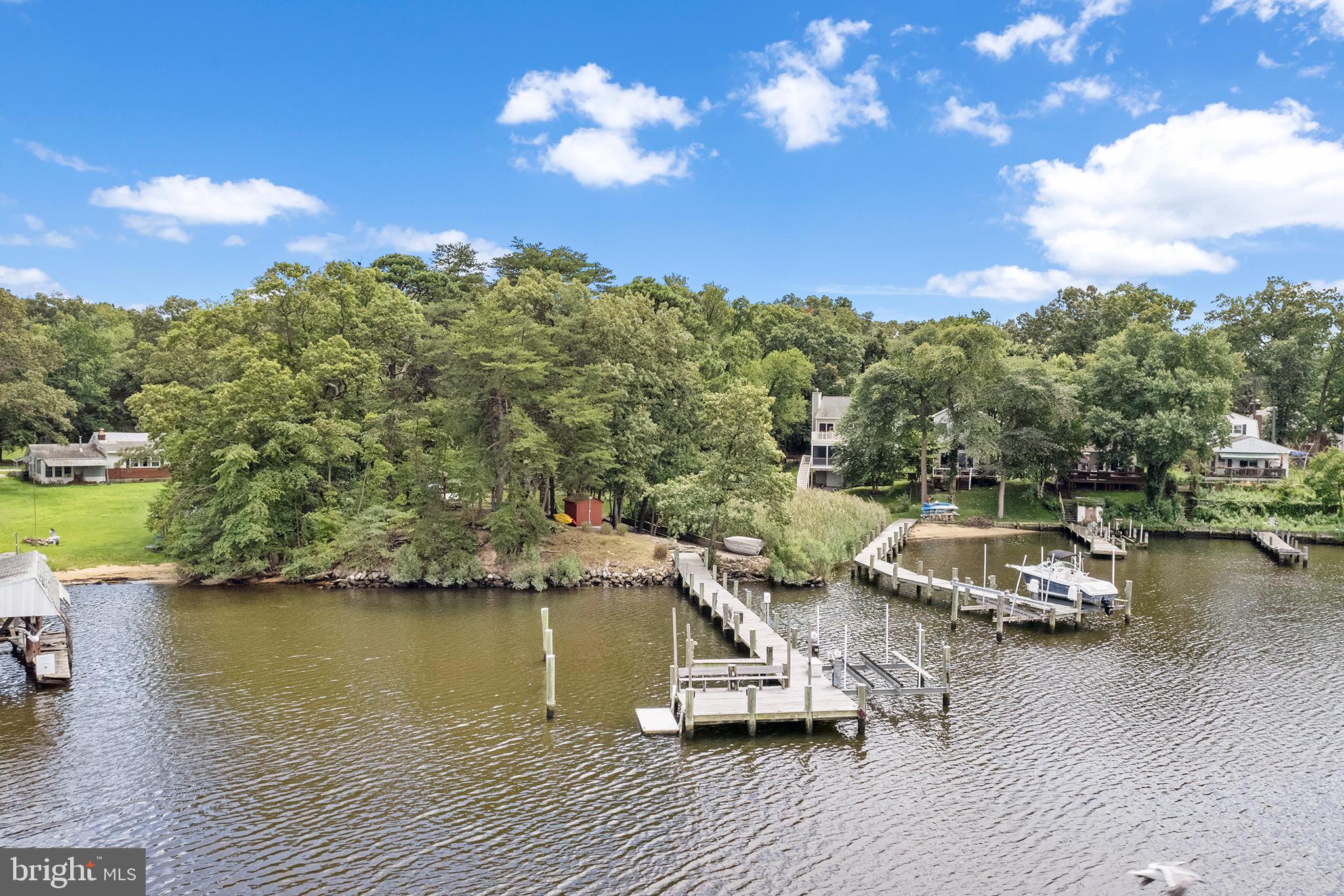 1572 Annapolis Dr