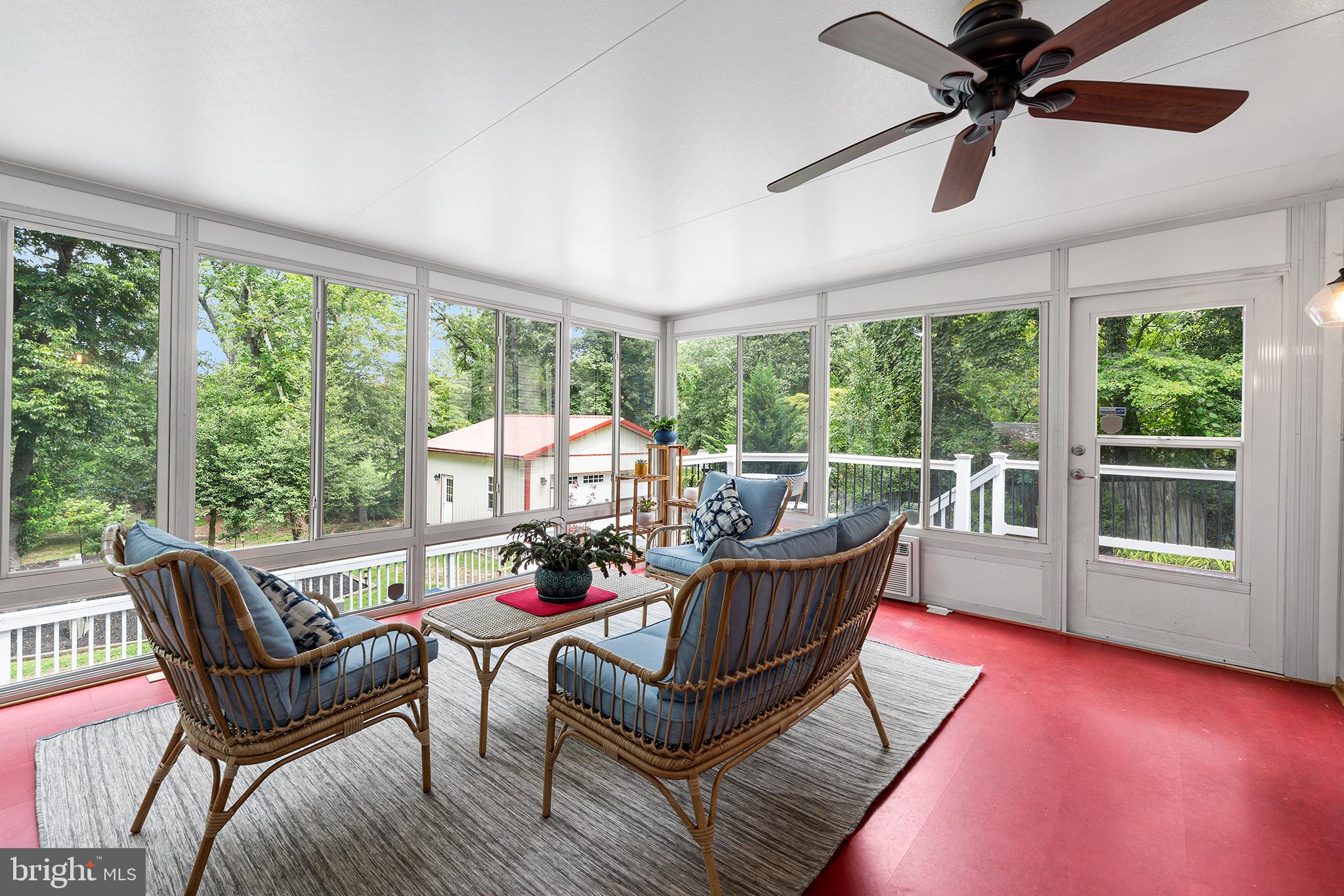 1572 Annapolis Dr