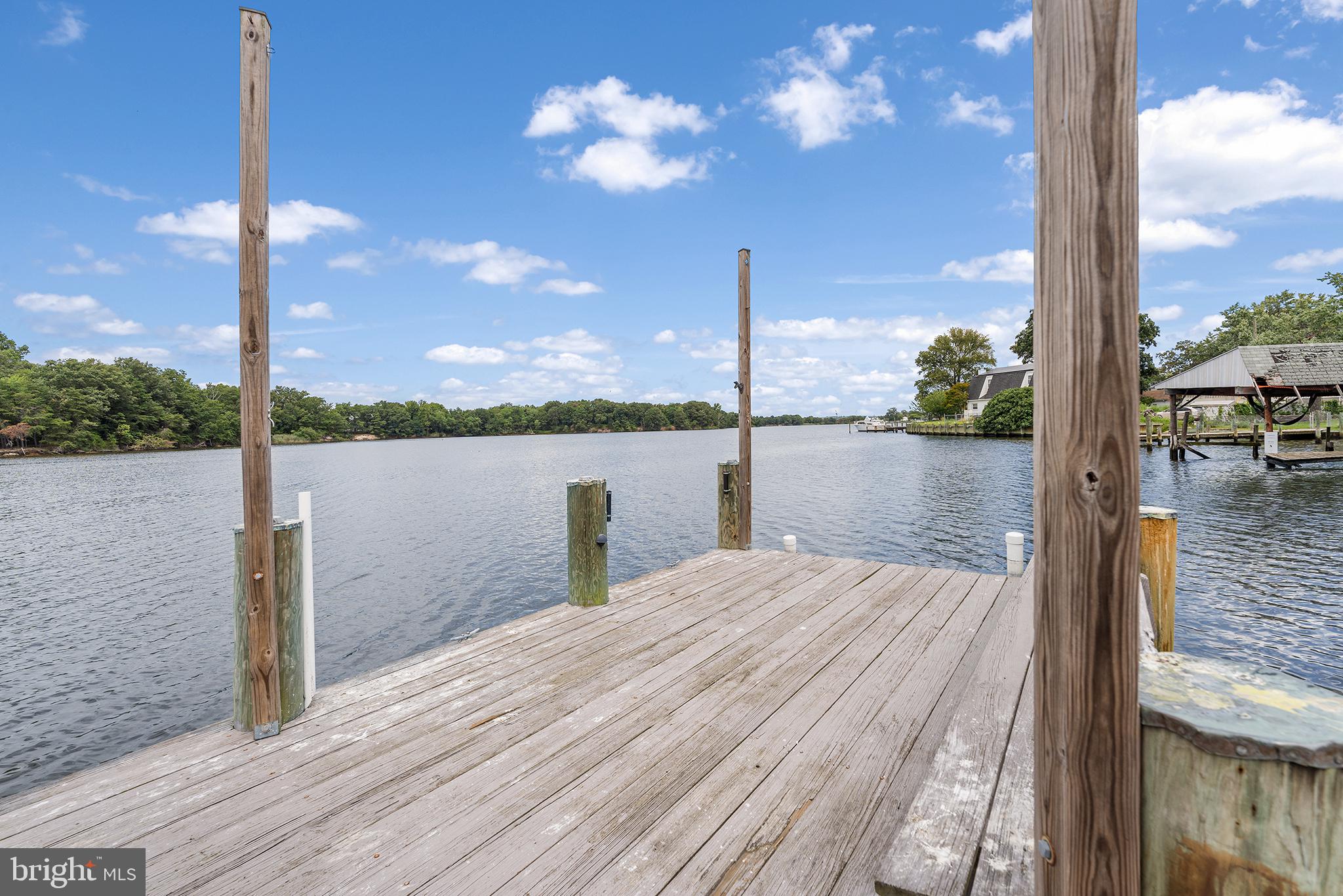 1572 Annapolis Dr