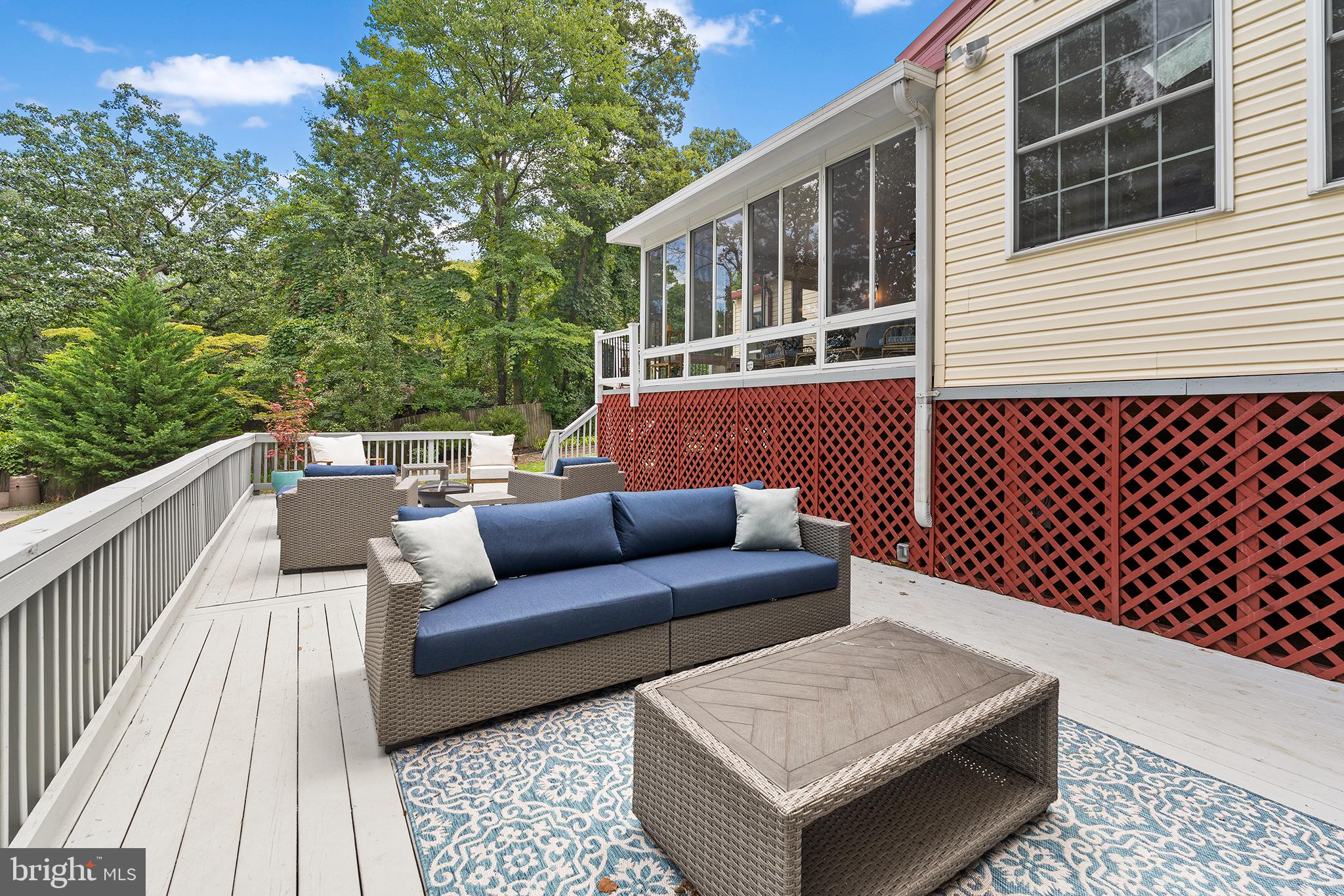 1572 Annapolis Dr