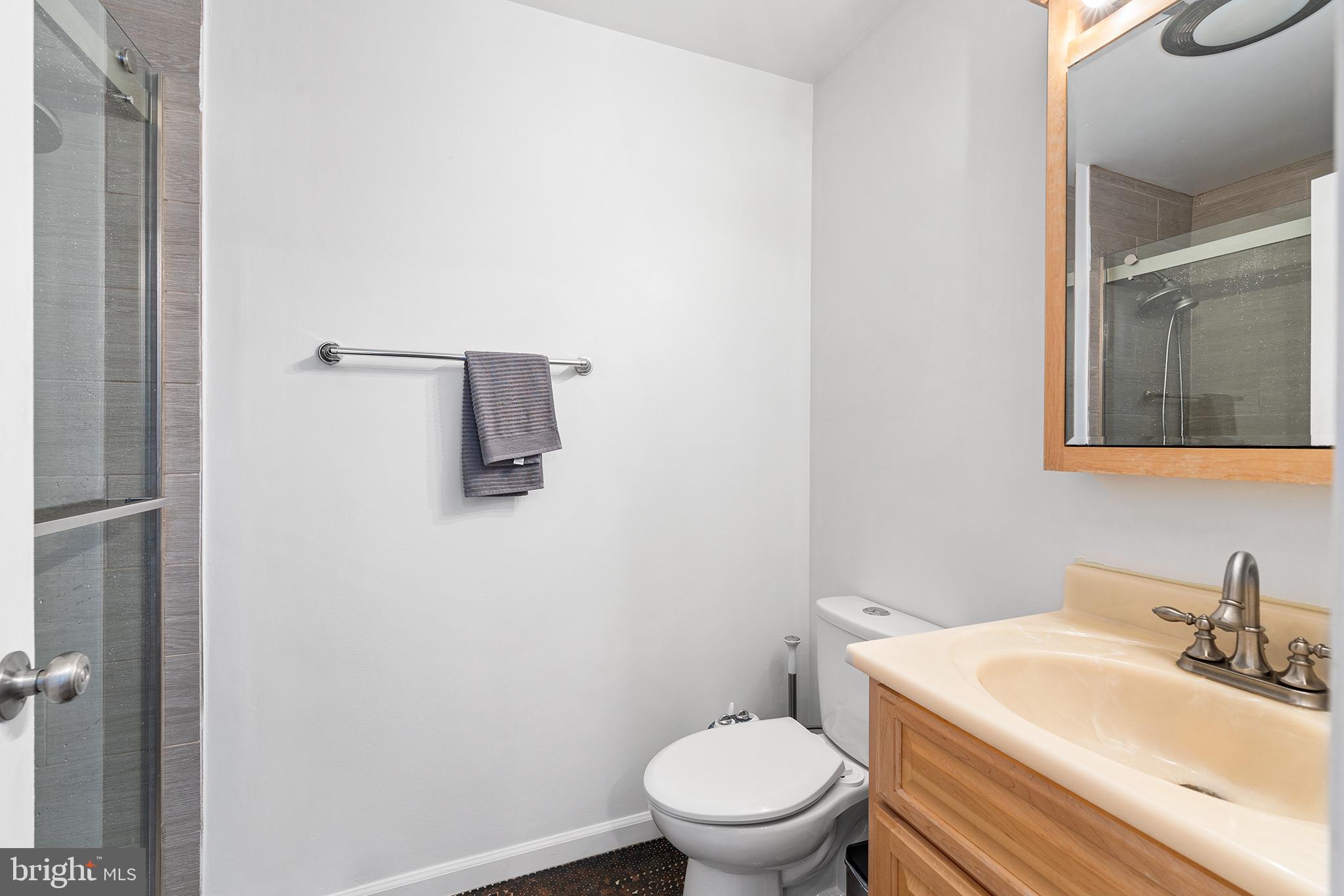1572 Annapolis Dr