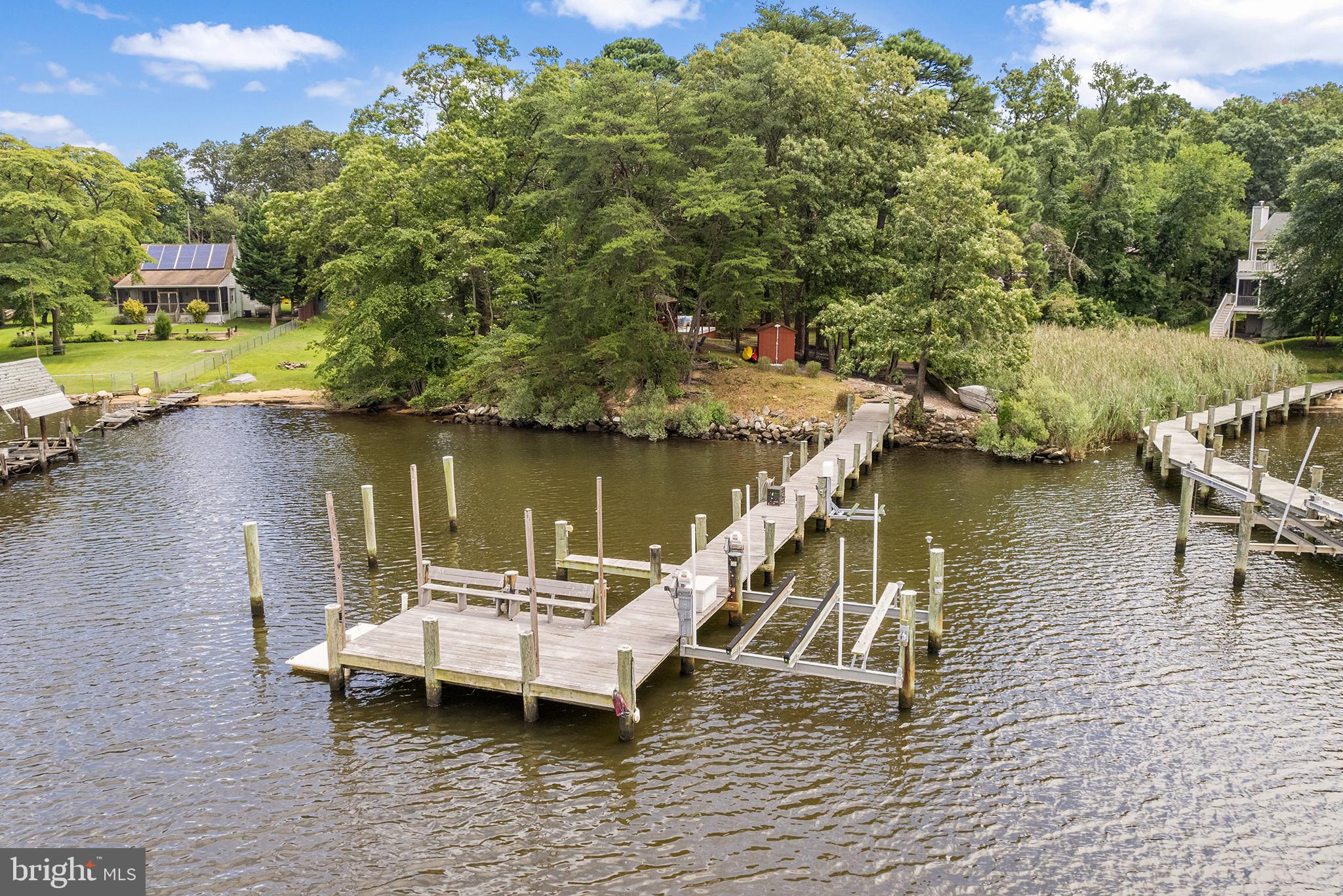 1572 Annapolis Dr