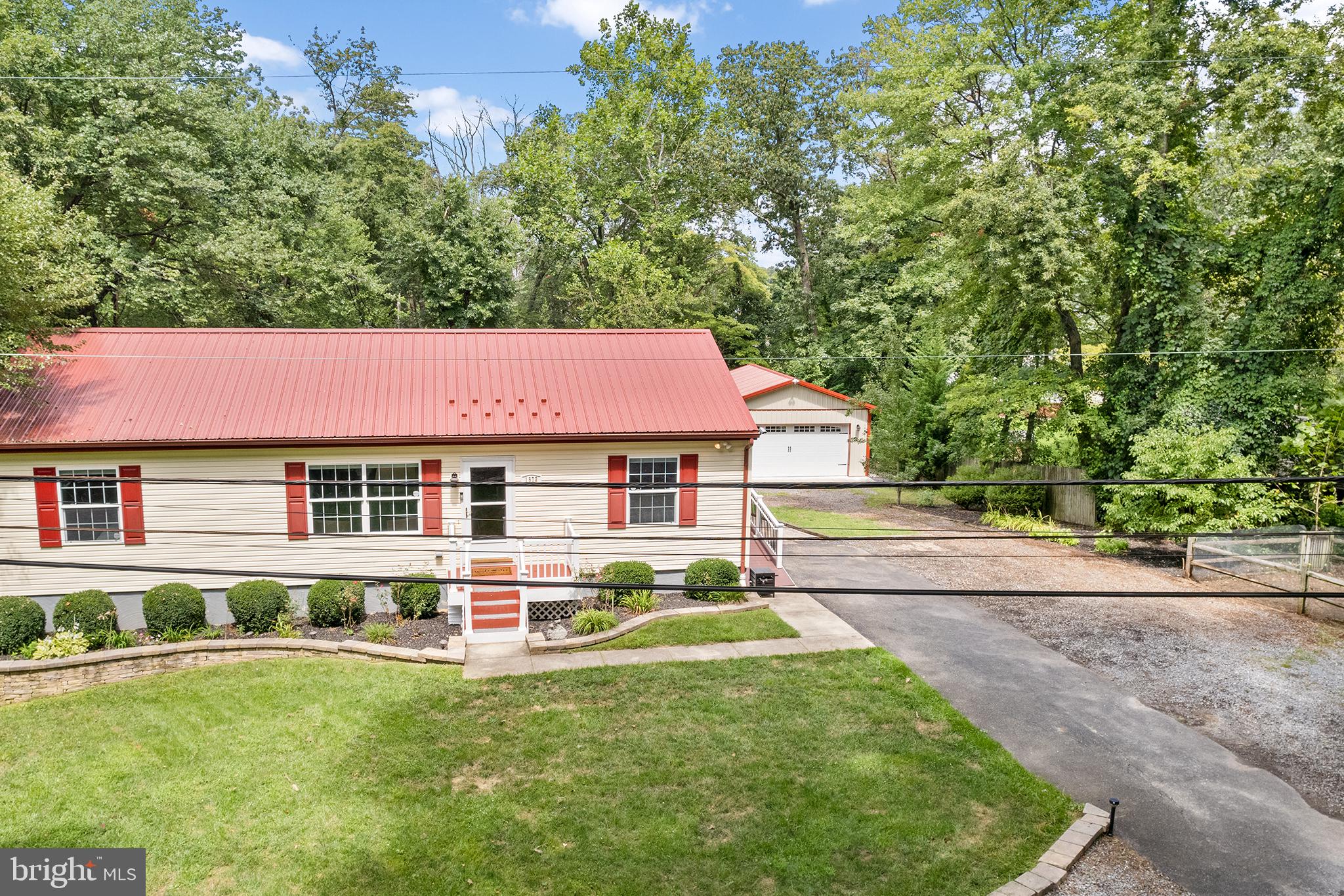 1572 Annapolis Dr