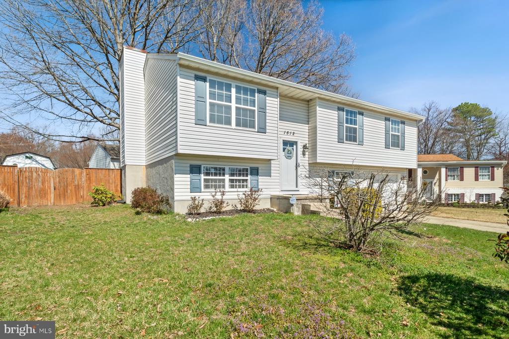 1512 Pullman Dr