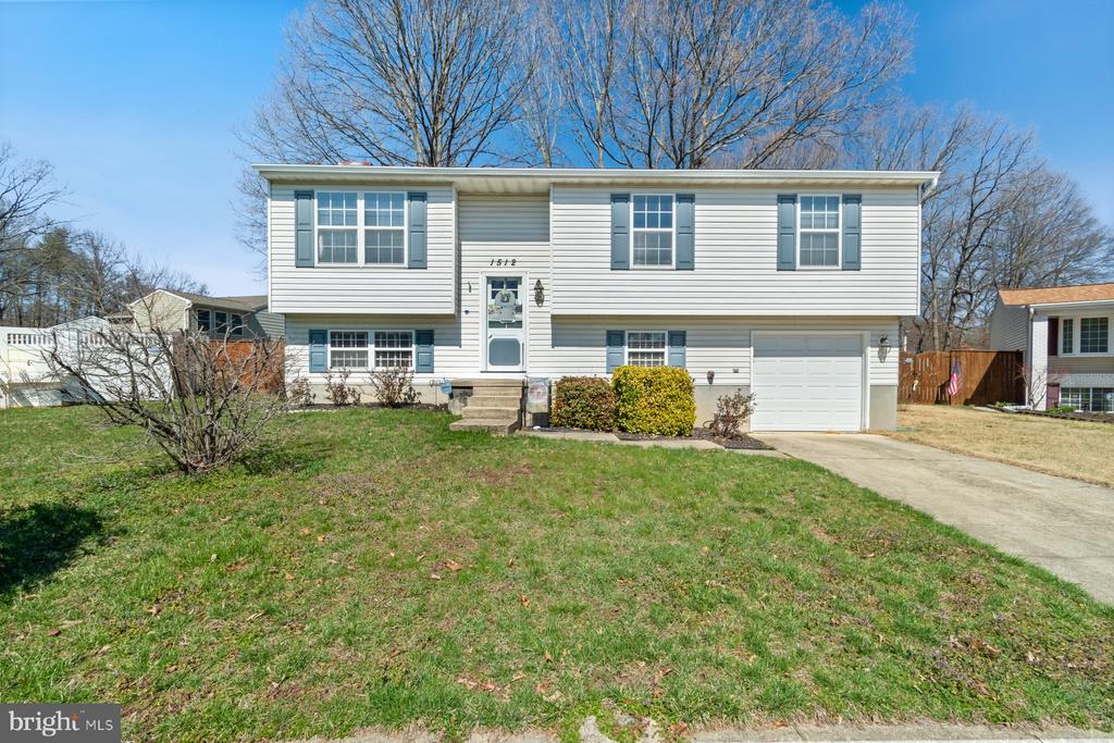 1512 Pullman Dr