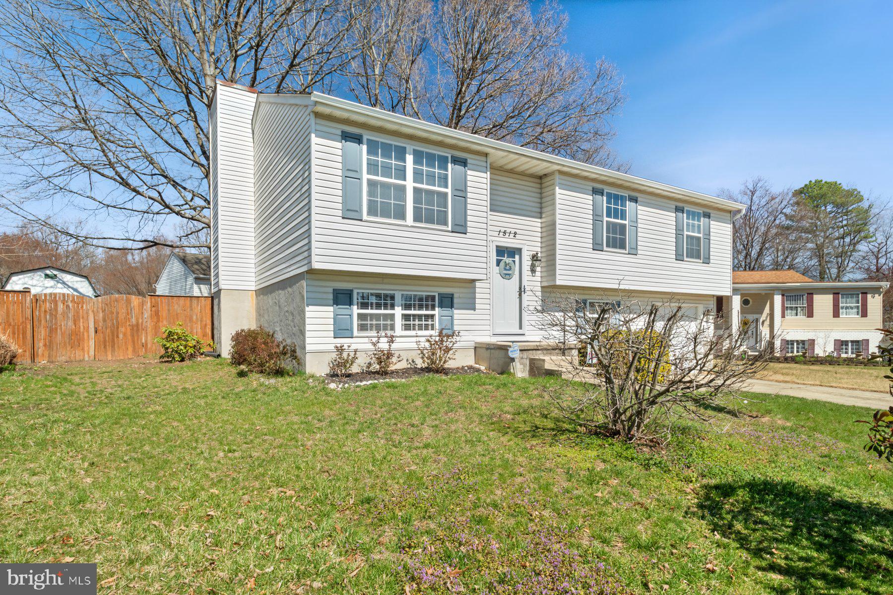 1512 Pullman Dr