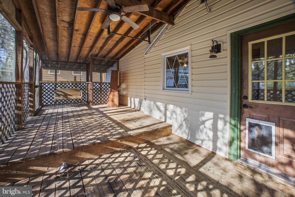 918 N Forest Trl