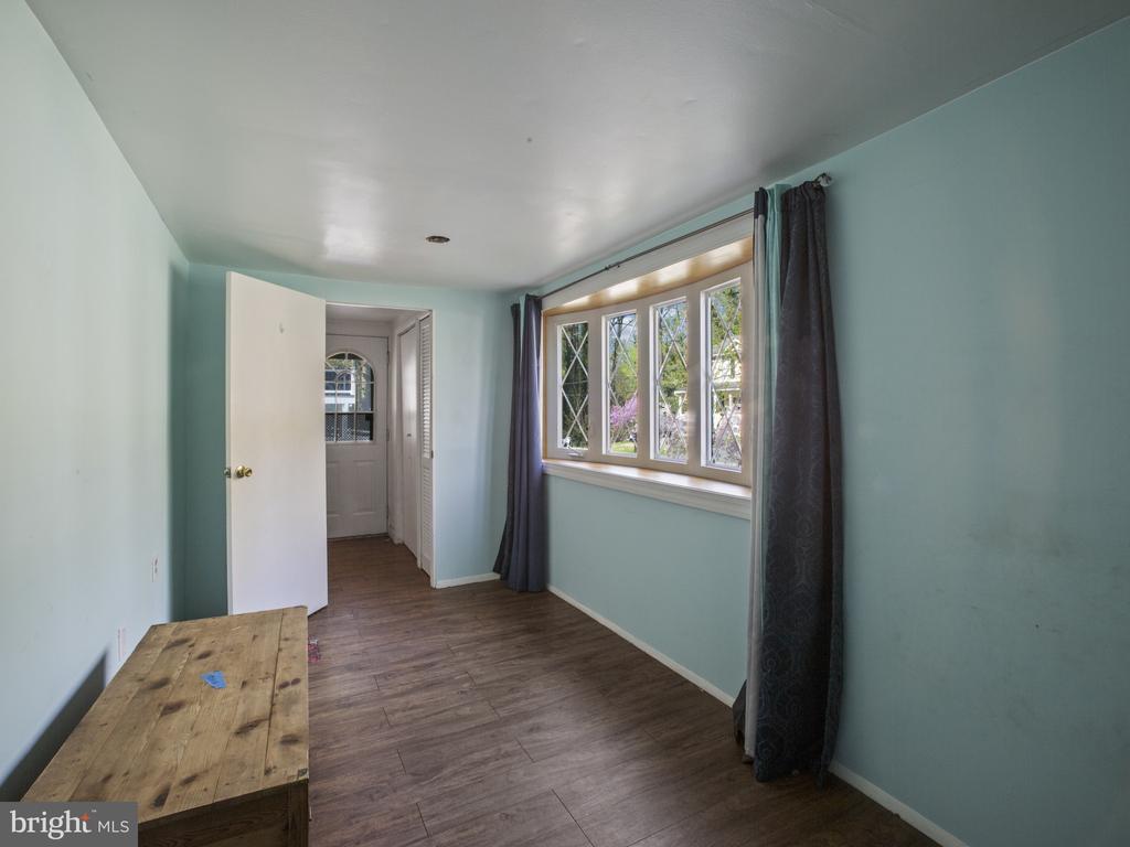 918 N Forest Trl