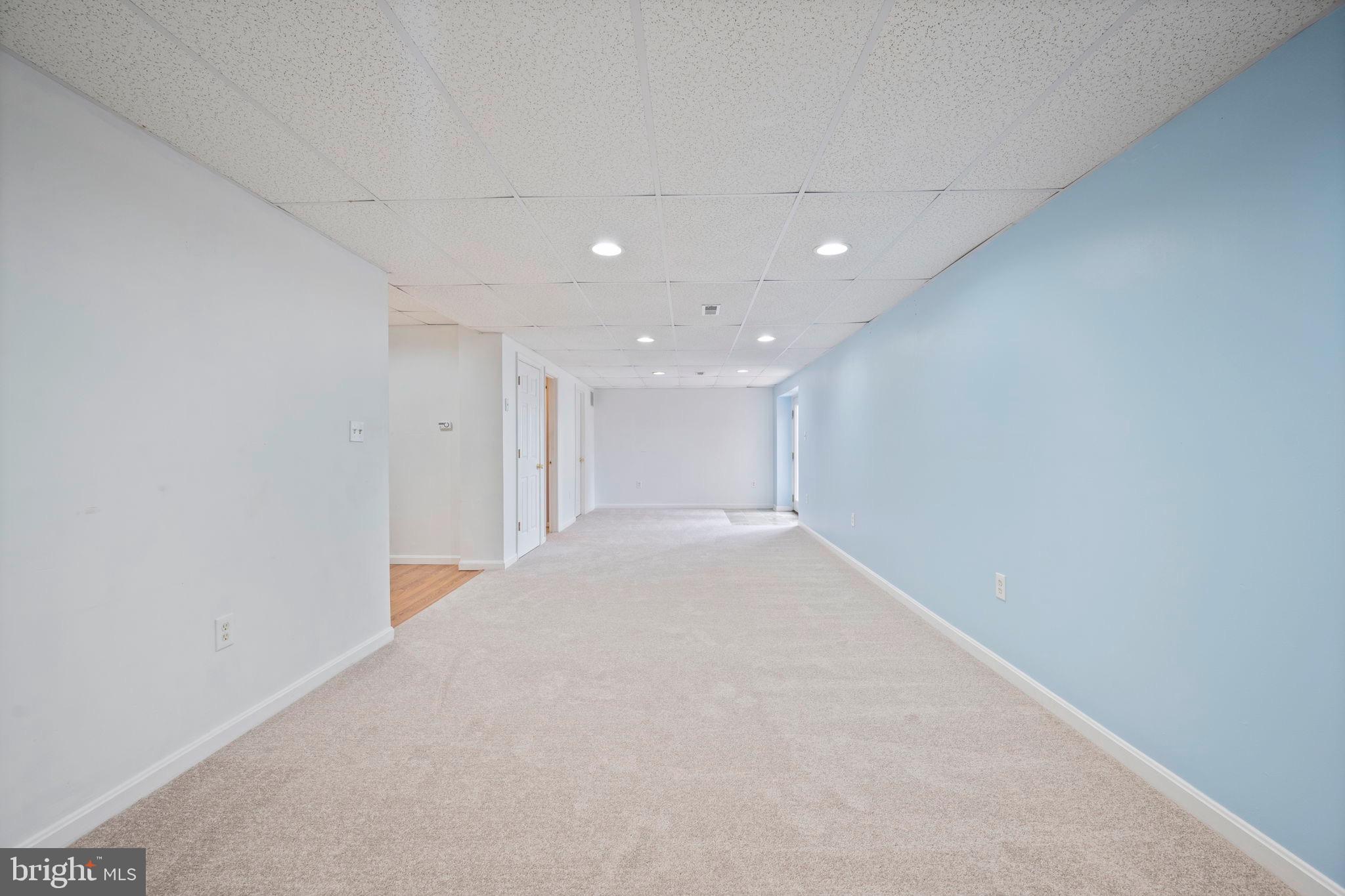 1572 ANNAPOLIS DRIVE