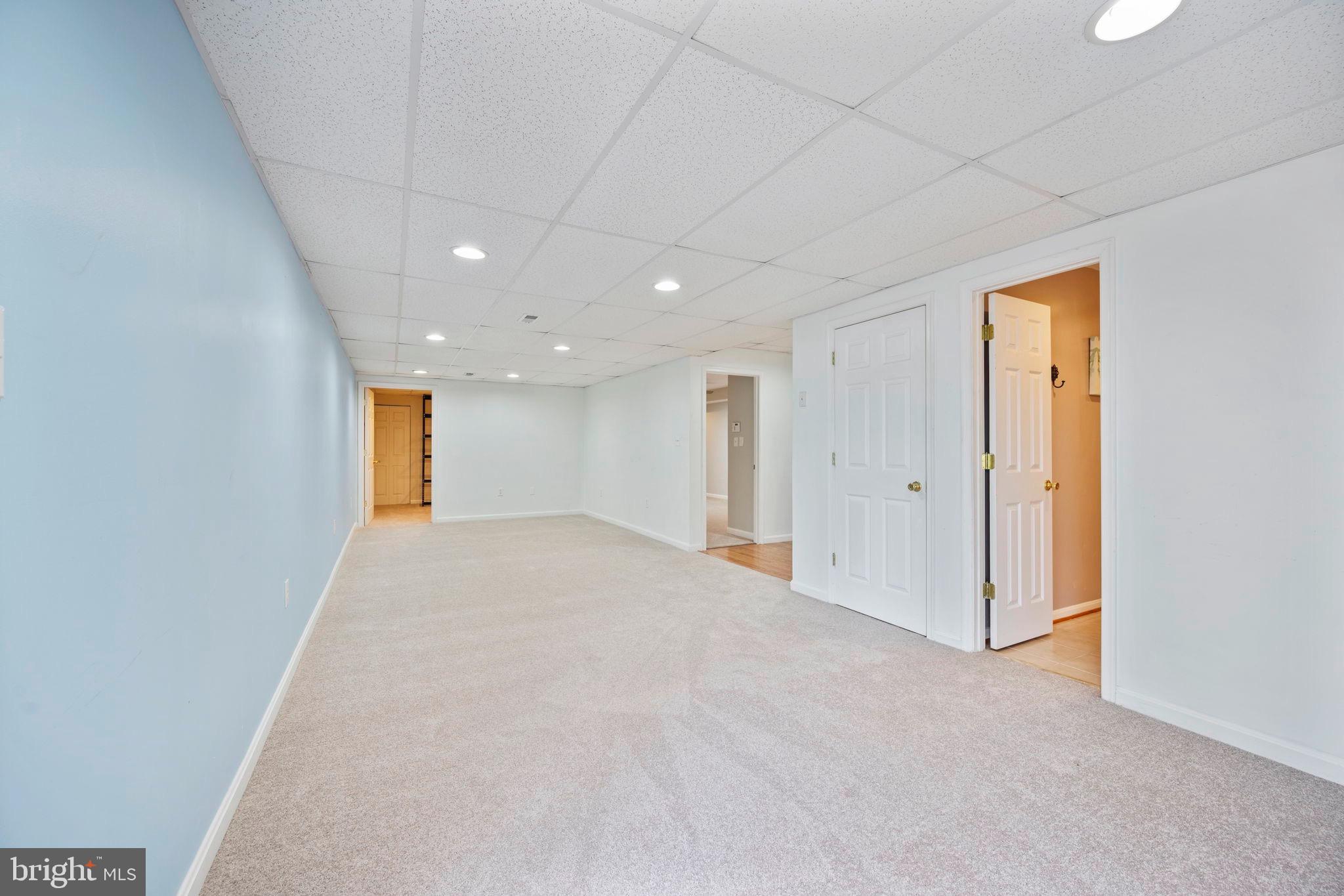 1572 ANNAPOLIS DRIVE