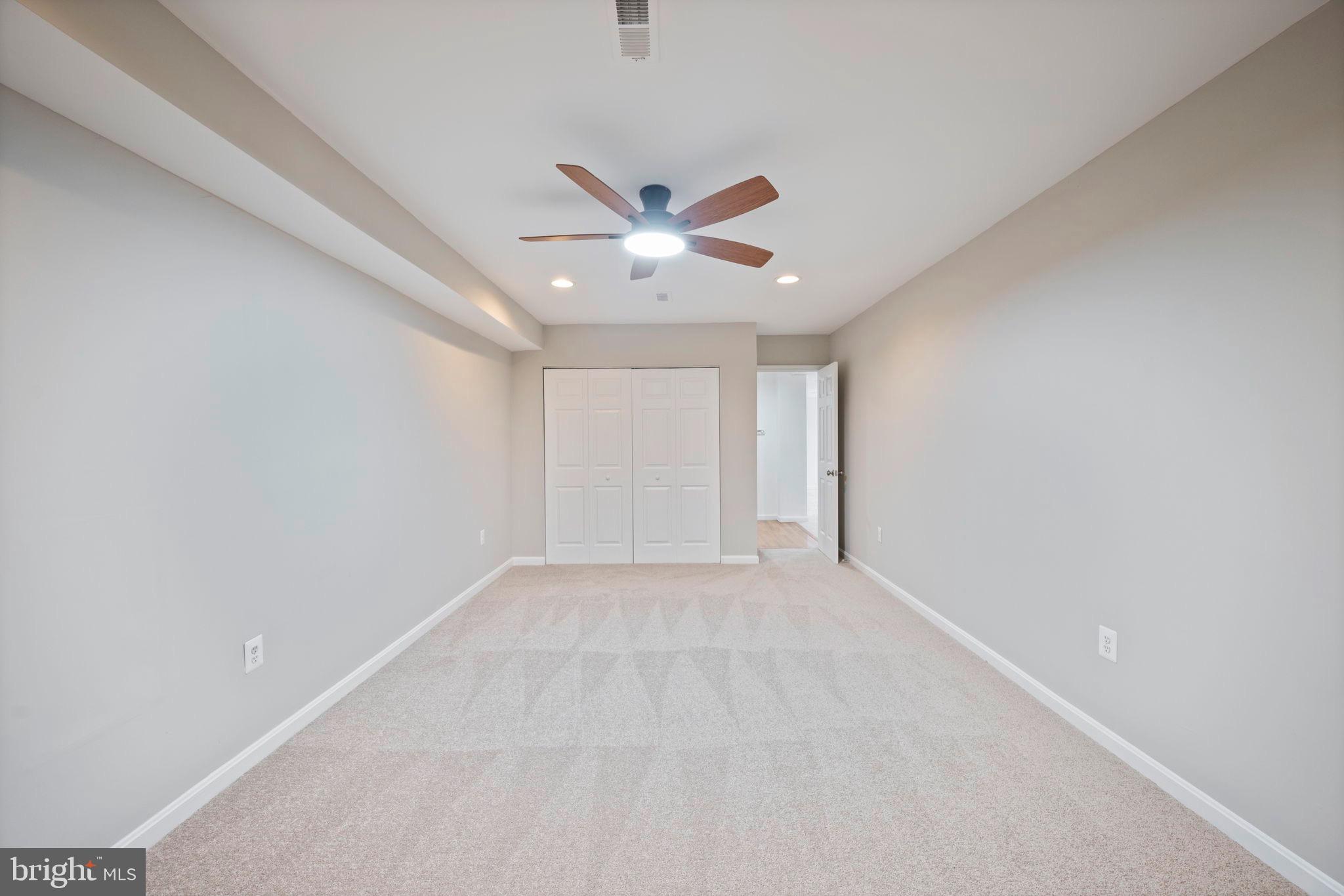 1572 ANNAPOLIS DRIVE