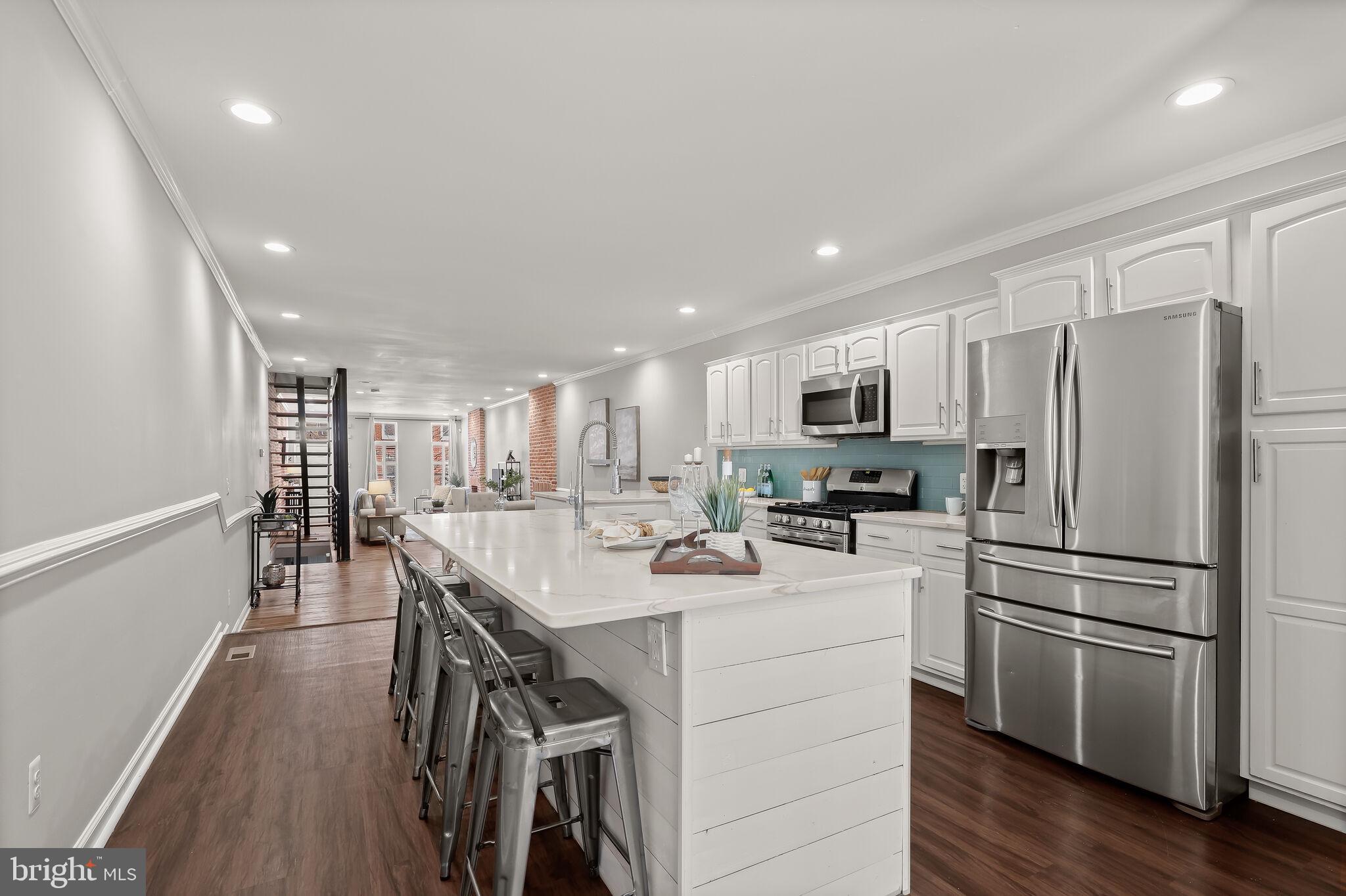 34 Patterson Park Ave N
