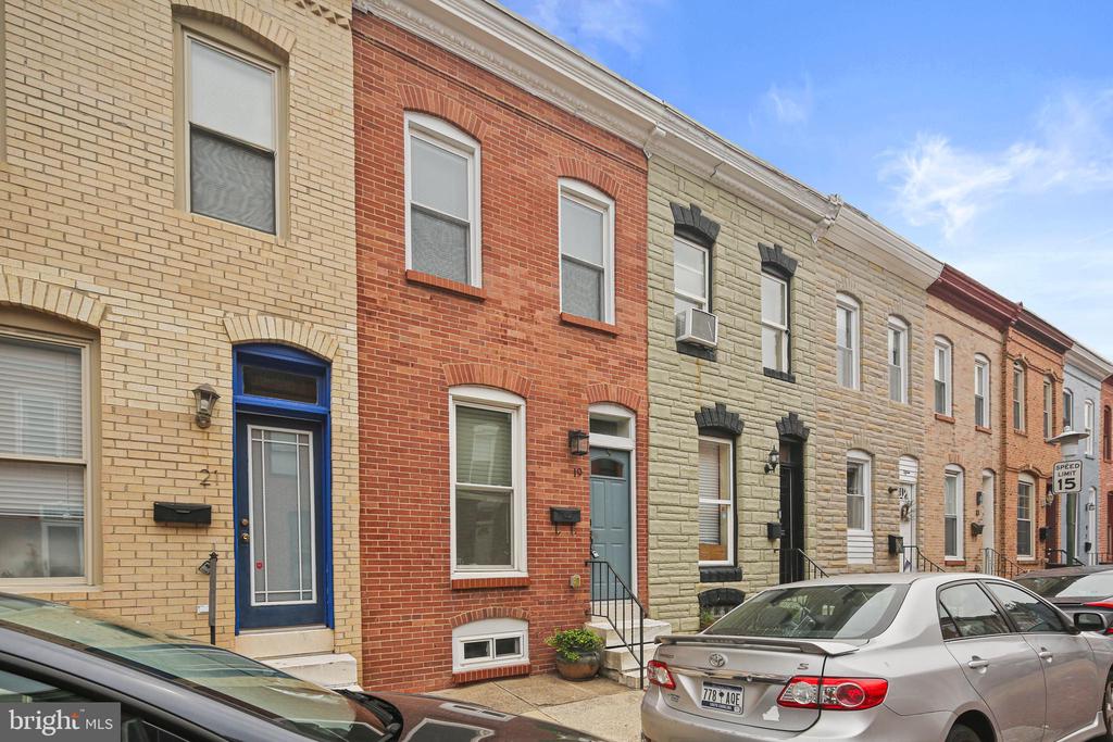 19 N Streeper St