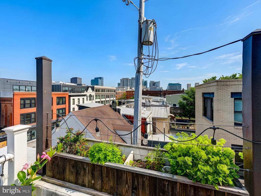 1722 FLEET STREET