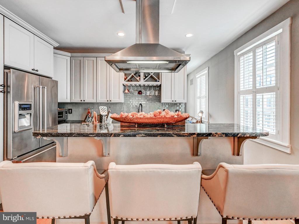 1722 FLEET STREET