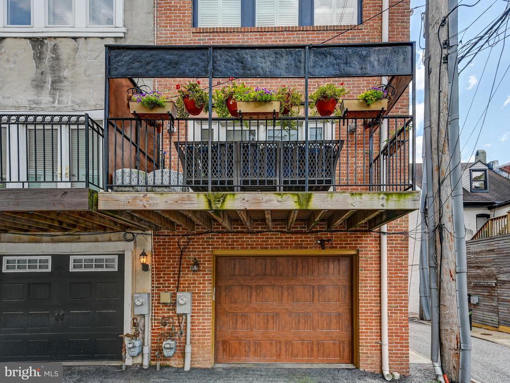 1722 FLEET STREET