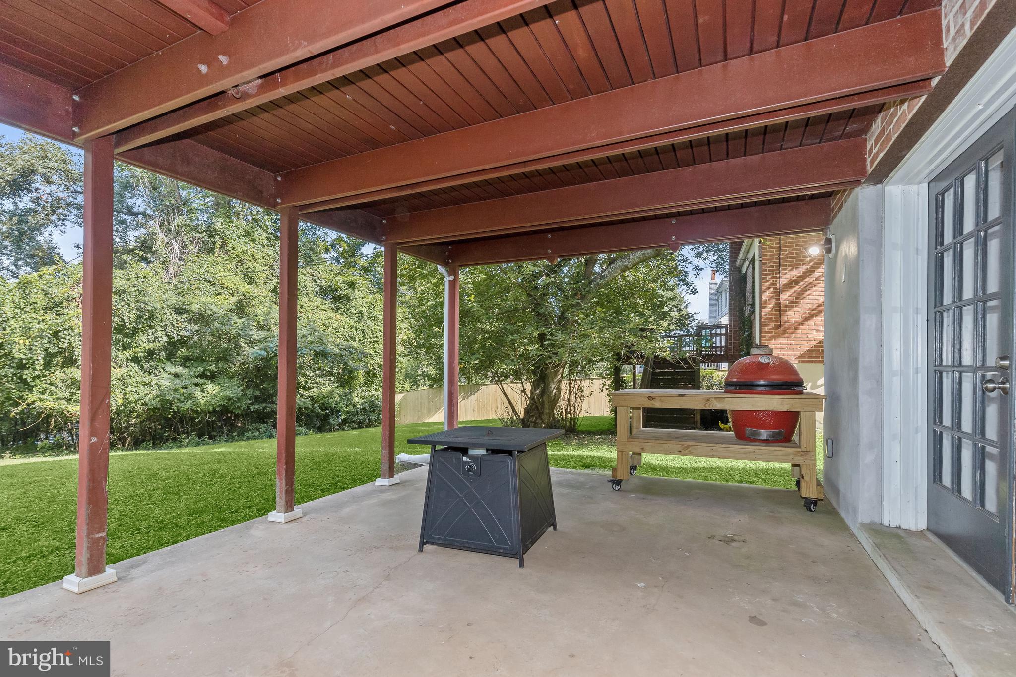 910 Olmstead Rd