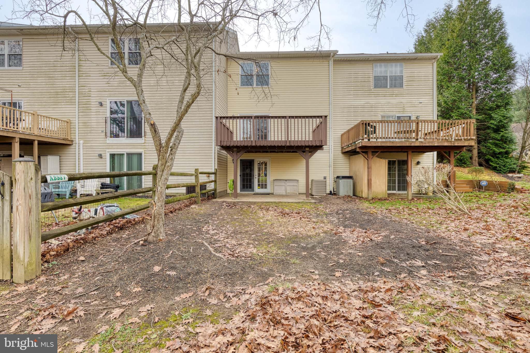 3024 N Branch Ln