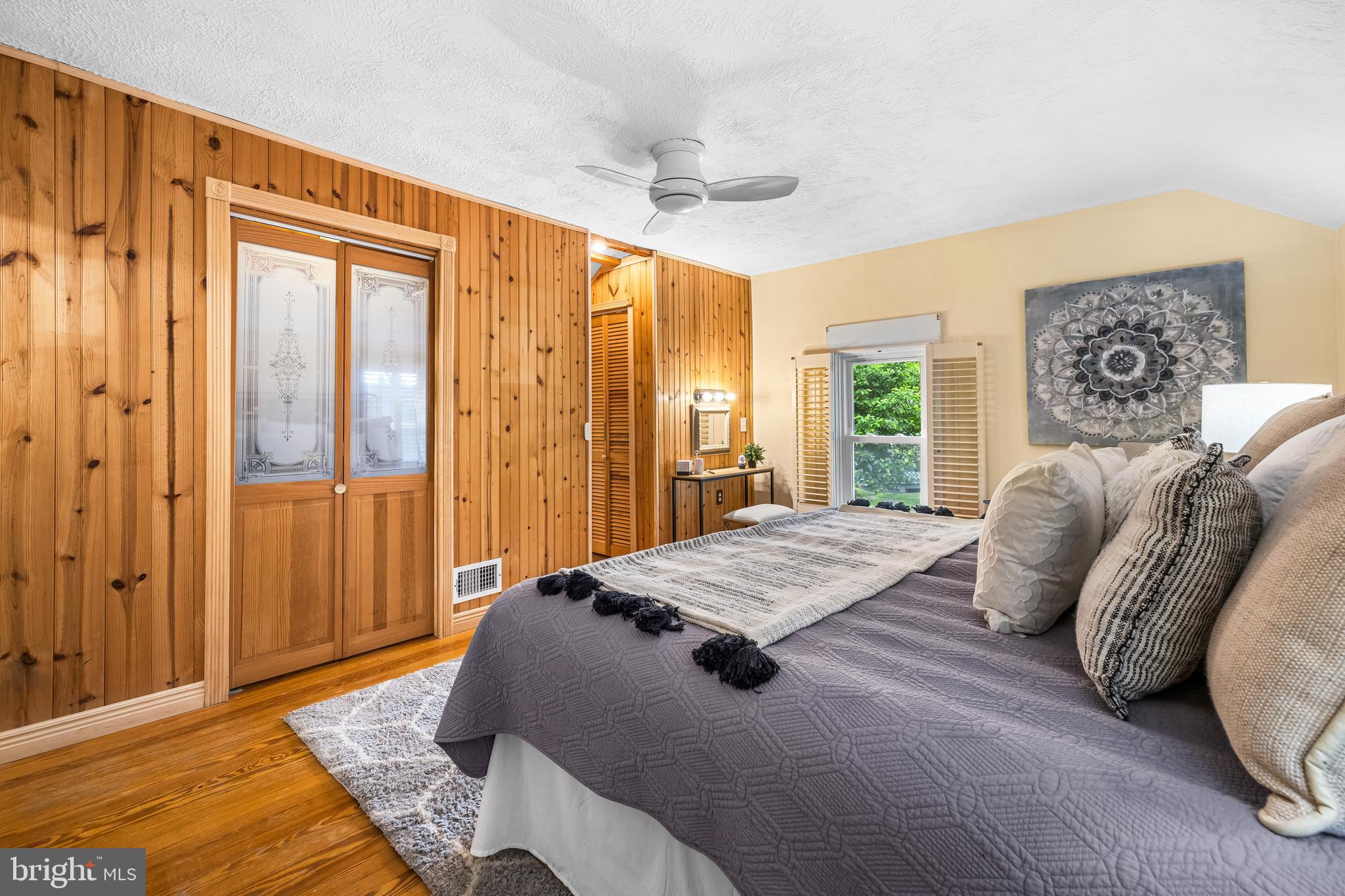 12301 MANOR ROAD