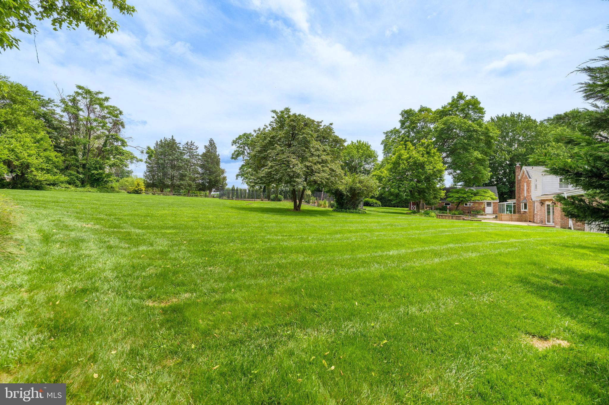 12301 MANOR ROAD