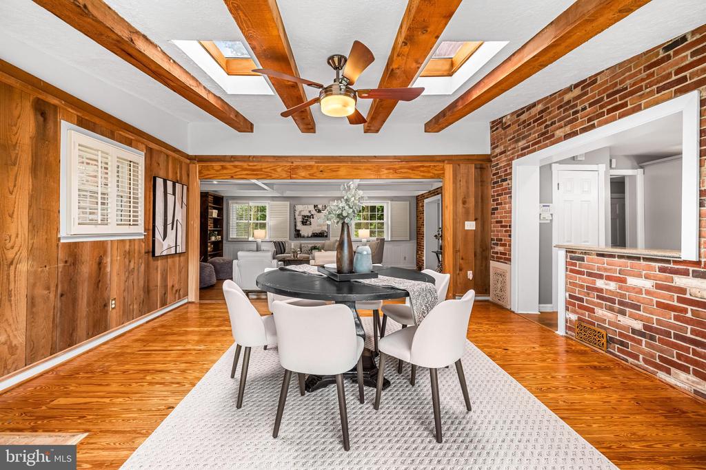 12301 MANOR ROAD