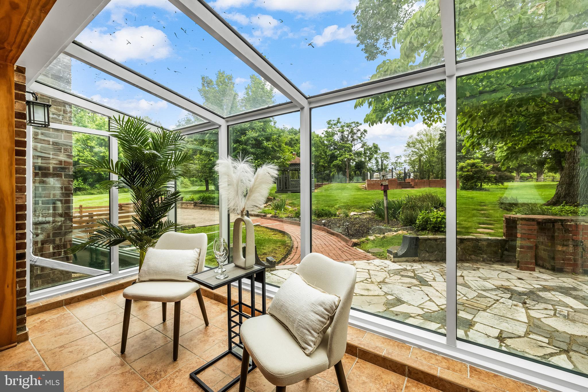 12301 MANOR ROAD