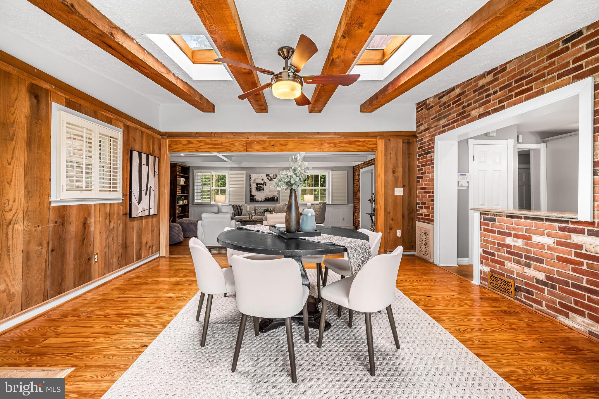 12301 MANOR ROAD