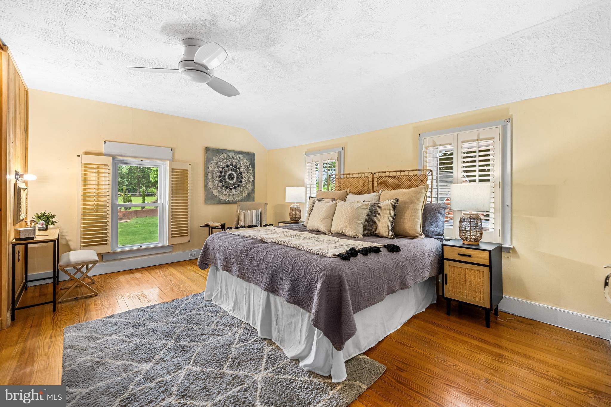 12301 MANOR ROAD