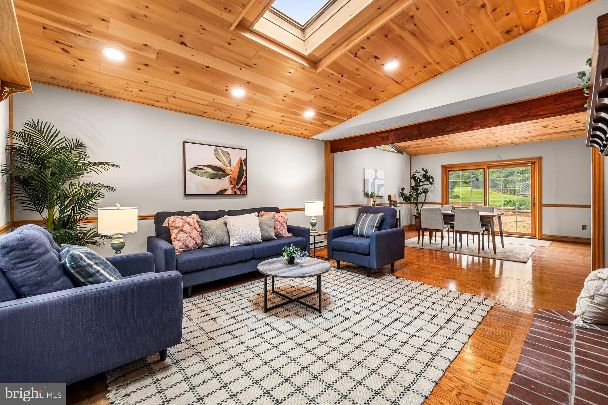 12301 MANOR ROAD