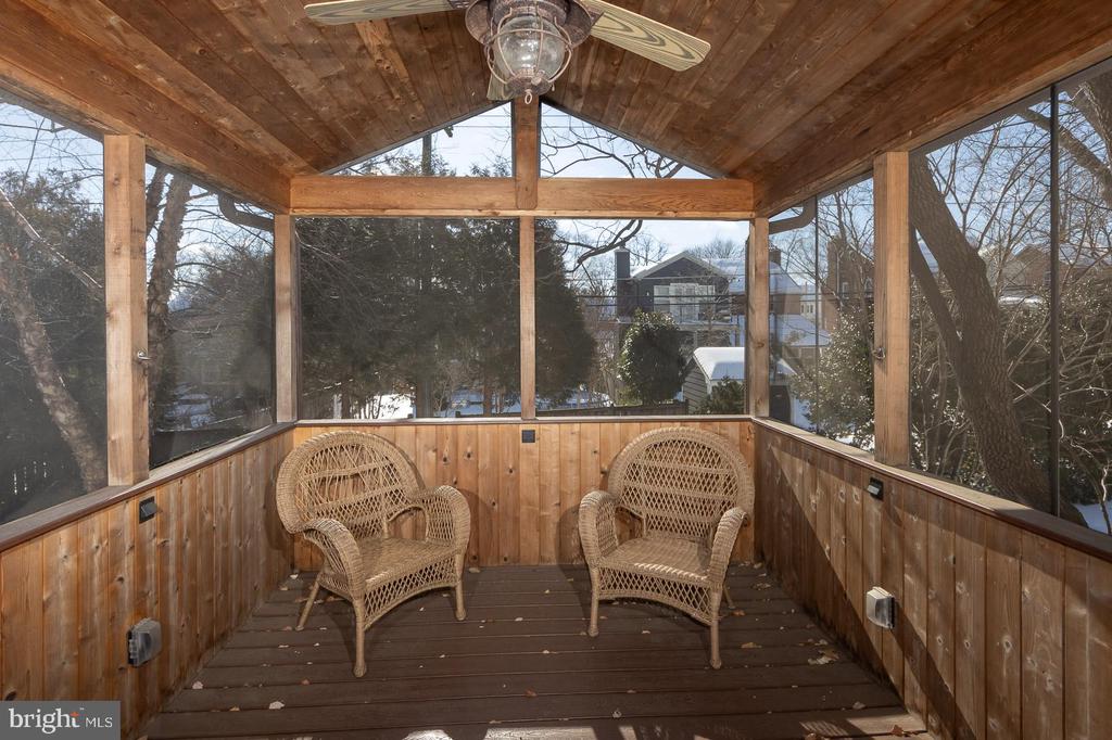 613 ANNESLIE ROAD