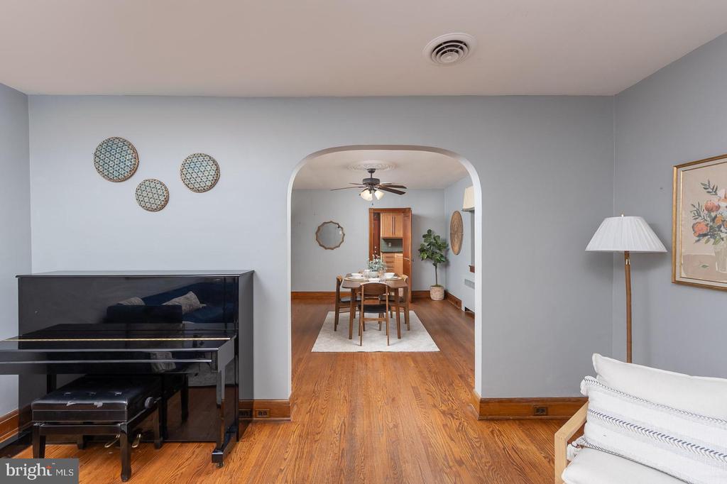 613 ANNESLIE ROAD