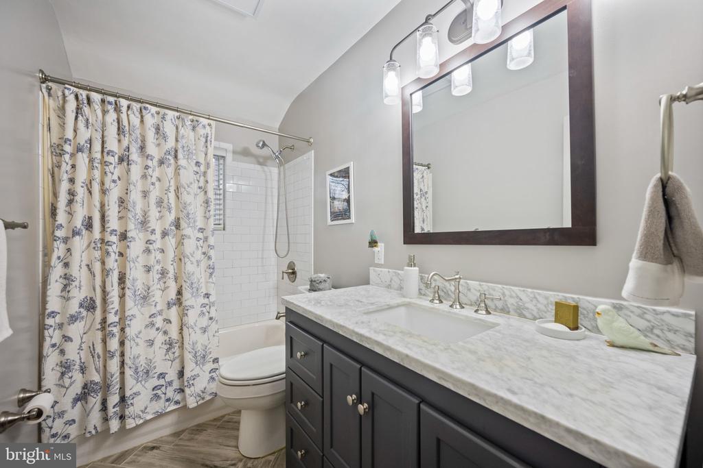 1311 GLENMONT ROAD