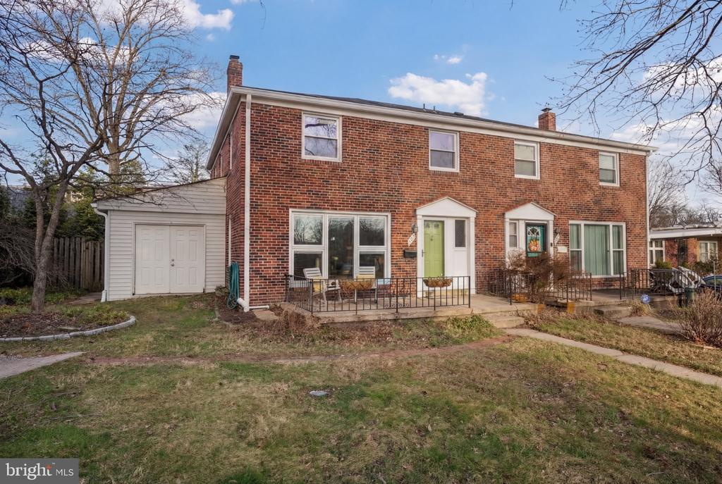1311 GLENMONT ROAD