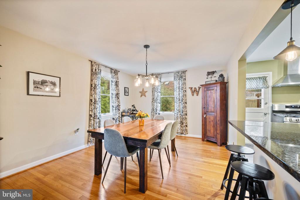 1311 GLENMONT ROAD