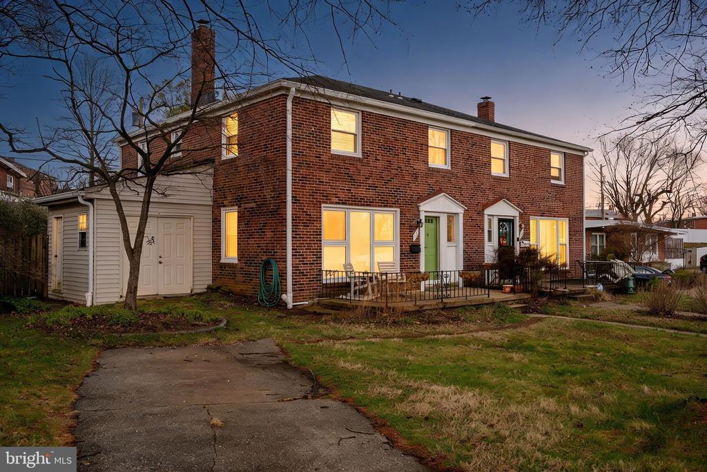 1311 GLENMONT ROAD