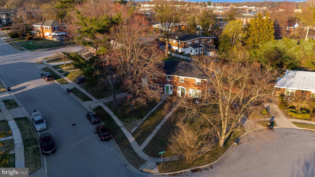 1311 GLENMONT ROAD